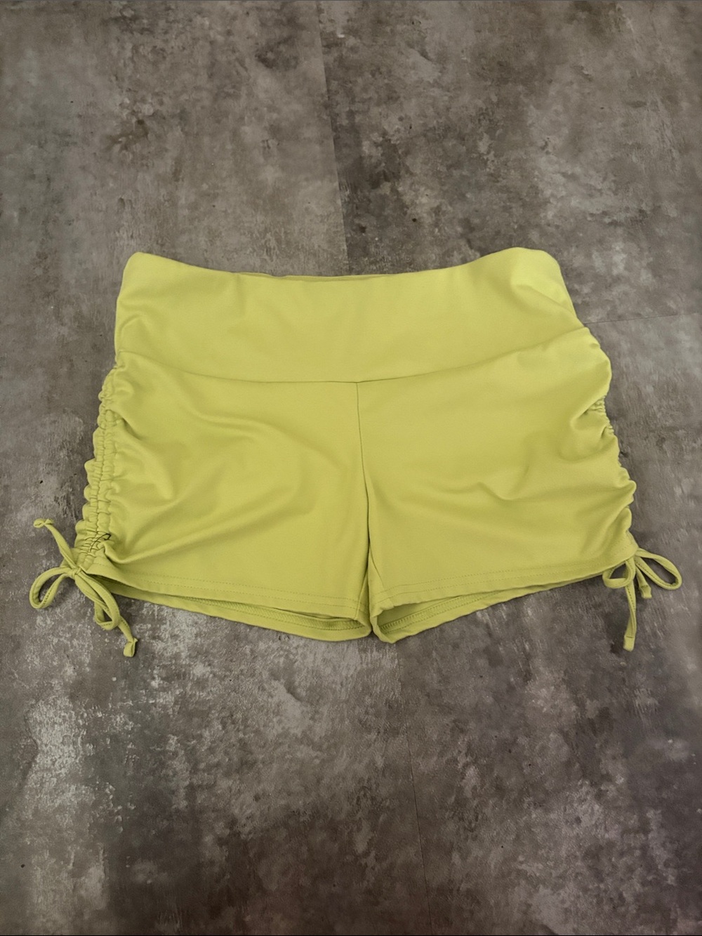 No Boundaries Lime Side-Ruched Bike Shorts